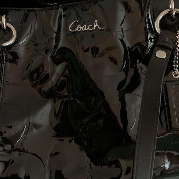 COACH signature patent leather bag - Picture 2 of 5